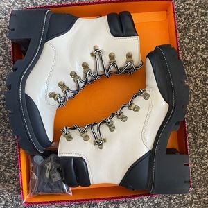 Tory Burch Boots with block heel